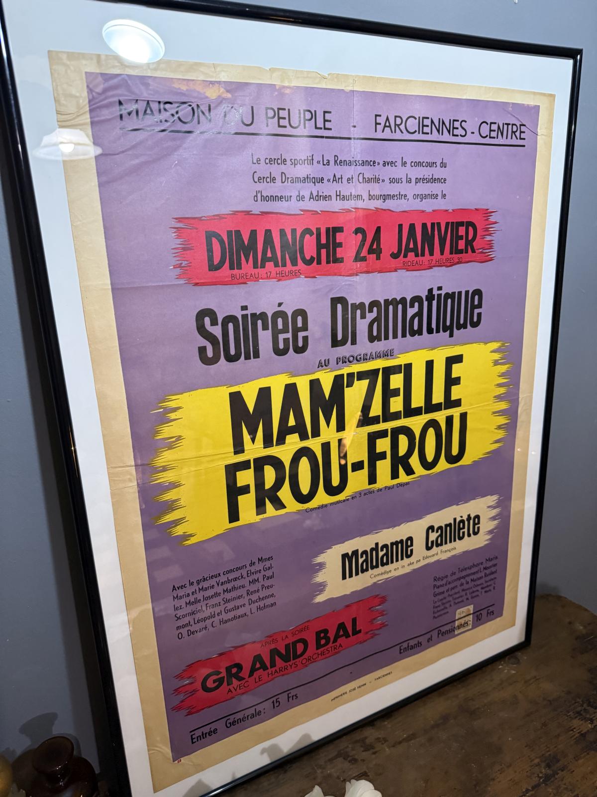 Afiș belgian “Mam’zelle Frou-Frou”, Farciennes, anii ’60, înramat sub sticlă, 61 x 81 cm. sertar magic București.