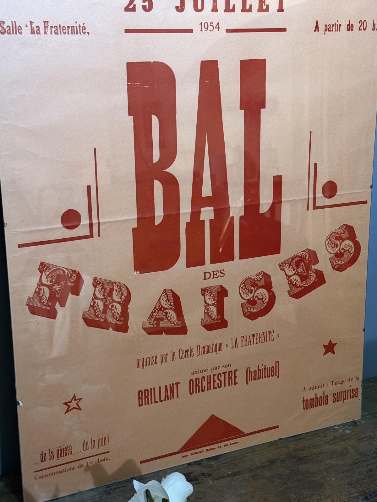 Afiș belgian pentru bal din 1954, grafism tip Art Deco, 50 x 70 cm. sertar magic București antichitati vintage decor design