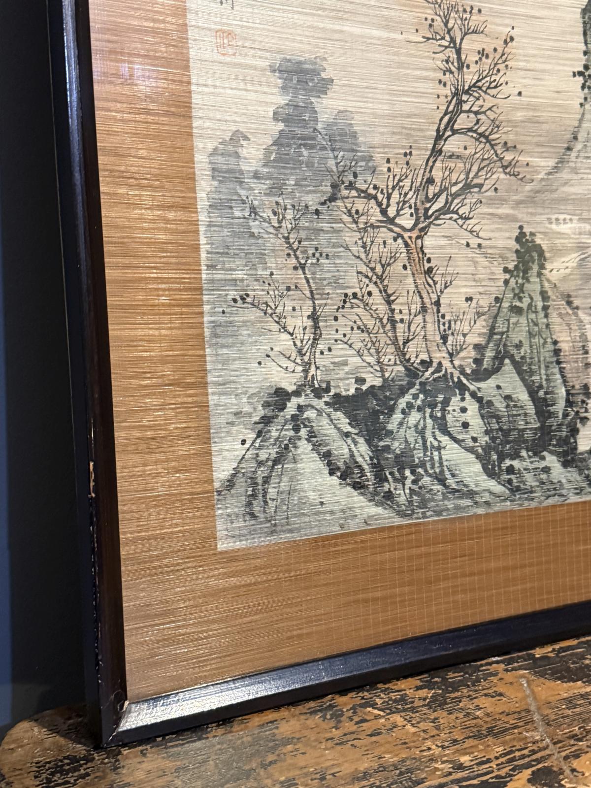 Pereche de tablouri chinezești cu peisaj montan, realizate pe mătase, înrămate. Cadre ușor patinate. Sertar Magic București