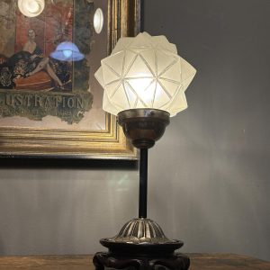 lampa-masa-glob-geometric-sticla-art-deco-sertar-magic.jpg