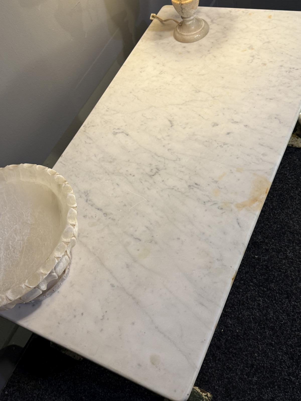 Masă tip banc cu blat din marmură și picioare din fontă, 100 cm, piesă rustică și solidă pentru interior sau grădină. sertar magic București