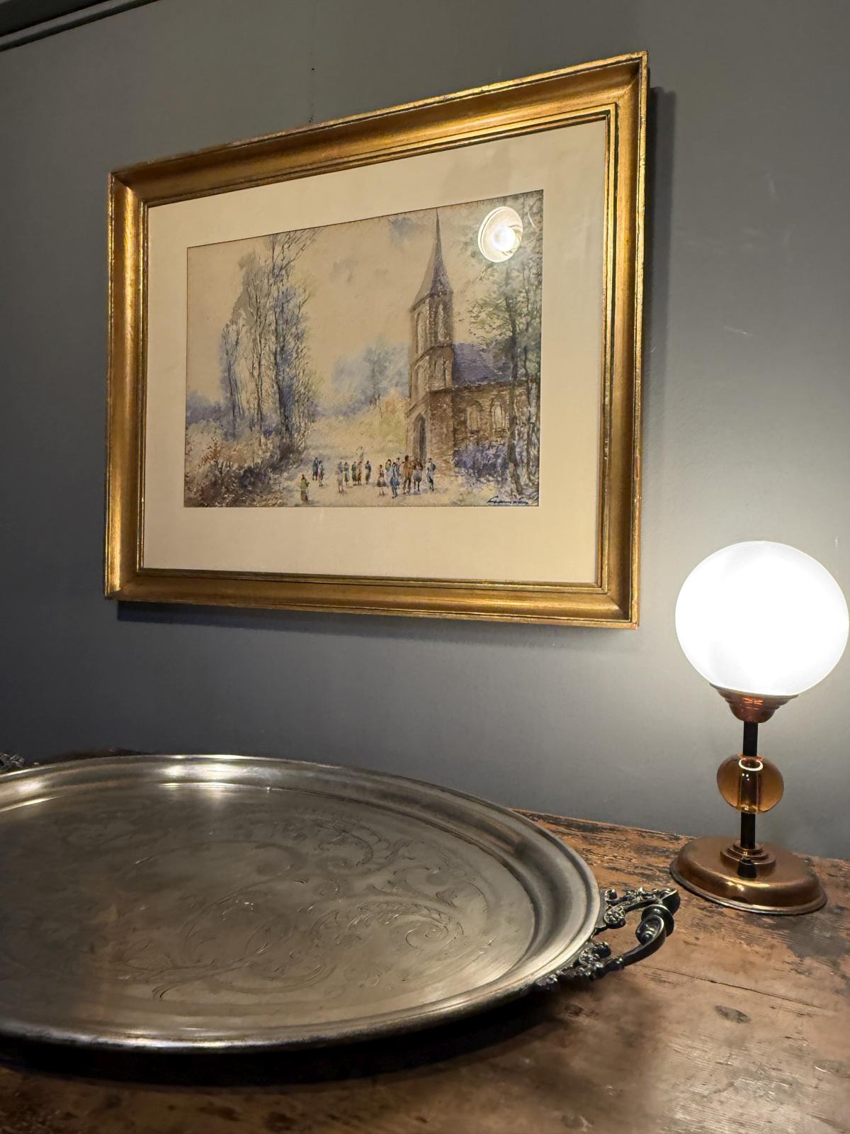 Lampă de masă recondiționată, cu glob opalin și element din sticlă, cablu nou și fasung E14, piesă decorativă funcțională. sertar magic București