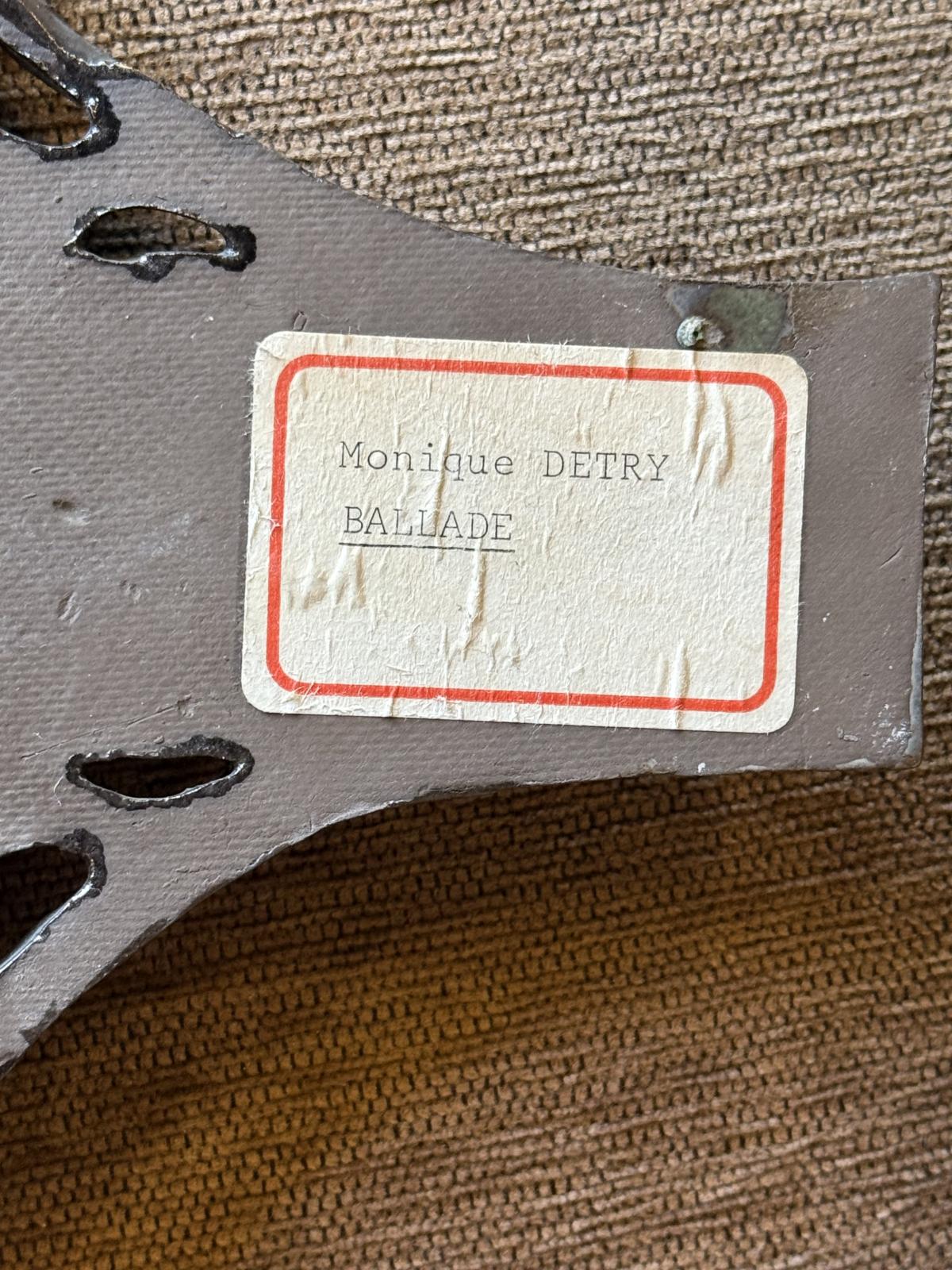 Panou ceramic Monique Detry „Ballade”, 38 cm, decor în relief cu cai stilizați, piesă vintage adusă din Belgia. sertar magic București