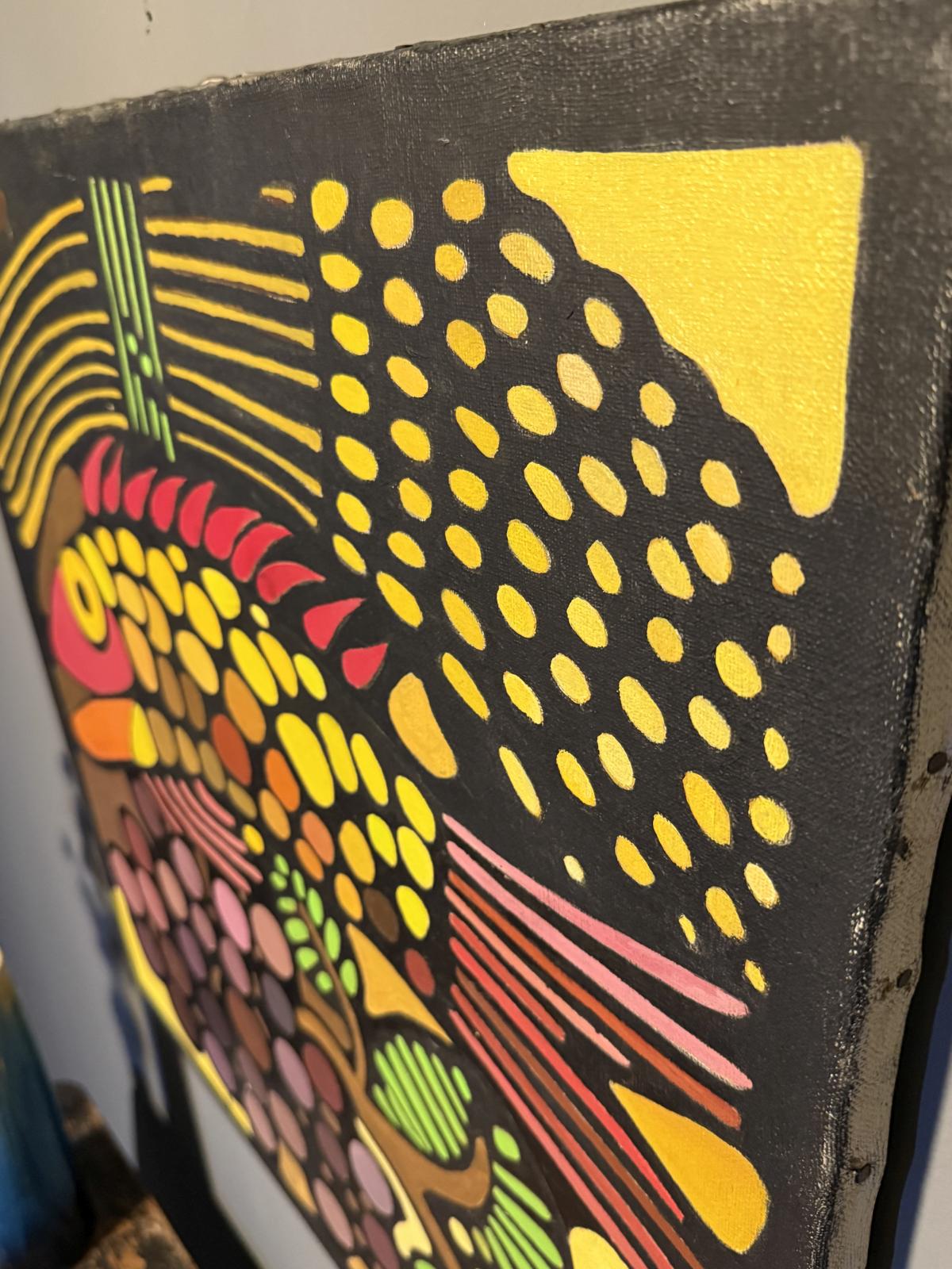 Tablou vintage pe pânză cu pește stilizat și motive decorative colorate, adus din Belgia