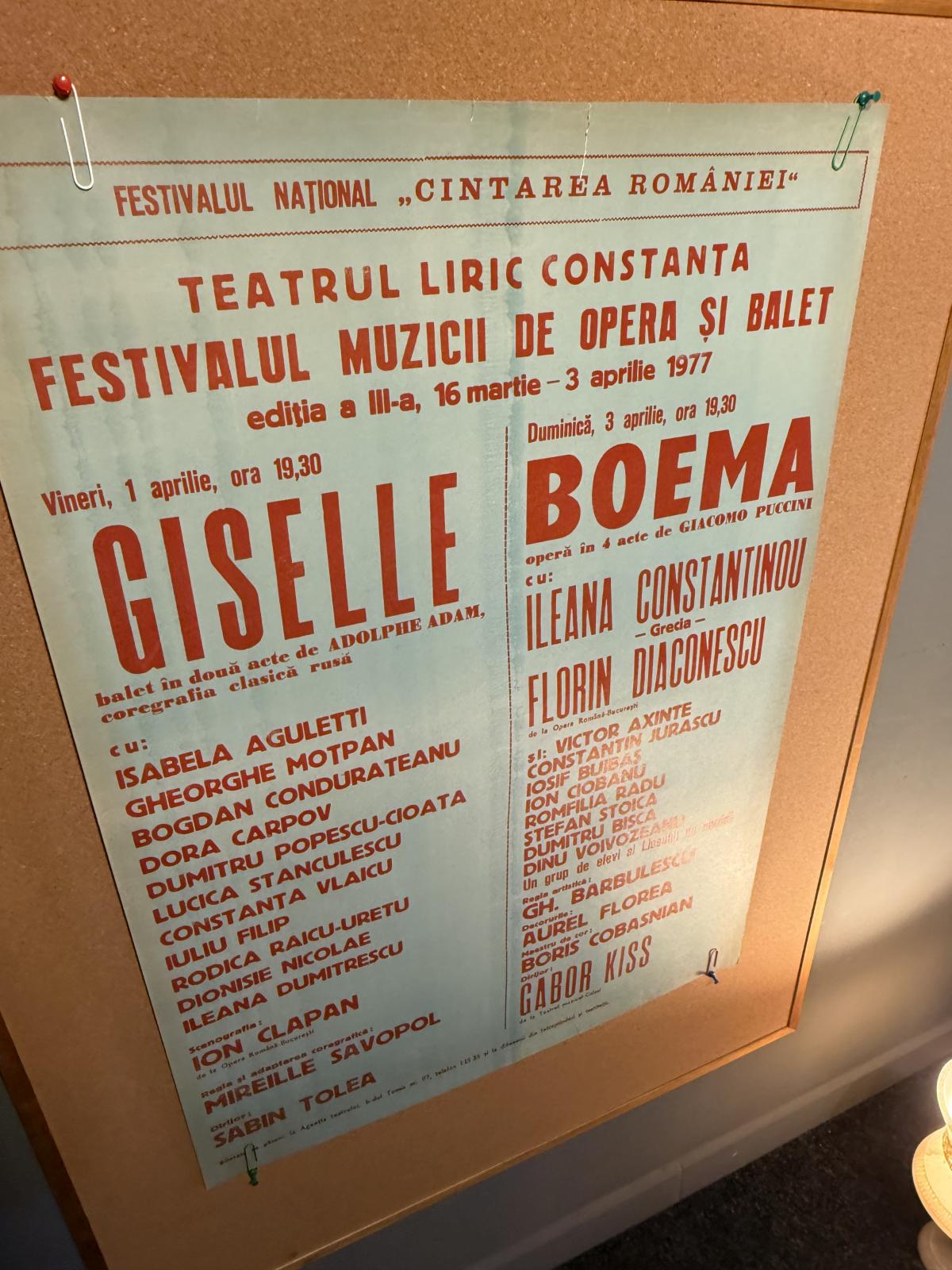Afiș original al Festivalului Muzicii de Operă și Balet organizat la Teatrul Liric Constanța în 1977, pentru spectacolele Giselle și Boema.
